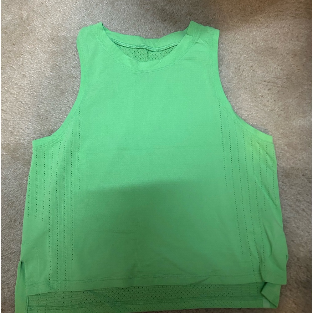 Lululemon Train to Be Tank